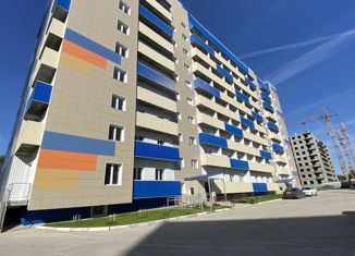 Продаю квартиру студию, 27.6 м2, Бийск, улица Михаила Митрофанова, 2/2