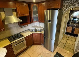 Четырехкомнатная квартира на продажу, 85 м2, посёлок Металлострой, улица Богайчука, 24