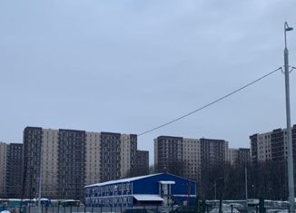 Продаю 1-ком. квартиру, 32 м2, деревня Мисайлово, микрорайон Пригород Лесное, 59