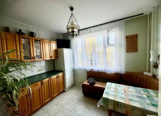 Продажа трехкомнатной квартиры, 74 м2, Москва, улица Островитянова, 36, район Коньково