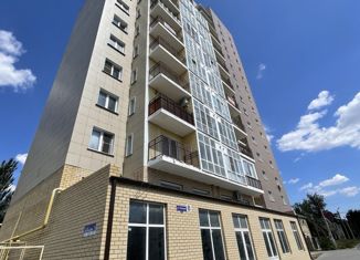 Продаю 2-ком. квартиру, 70.1 м2, Астраханская область, улица Кольцова, 7