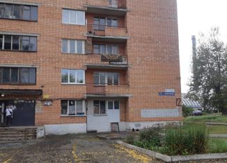 Продается комната, 14 м2, Ижевск, улица Орджоникидзе, 12, Первомайский район