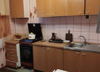 Продажа 3-комнатной квартиры, 75.9 м2, Губкин, улица Агошкова, 7