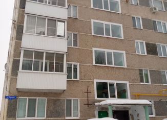 Продается двухкомнатная квартира, 38 м2, поселок городского типа Междуреченск, Парковая улица, 20