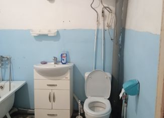 Продаю 3-ком. квартиру, 49.2 м2, рабочий посёлок Таврическое, Магистральная улица, 11