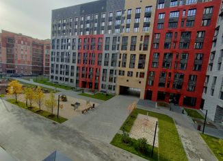 Продаю 2-ком. квартиру, 61 м2, Казань, улица Баки Урманче, 4к2, ЖК Солнечный Город Супер