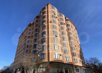 Продаю 1-ком. квартиру, 50 м2, Дербент, проспект Агасиева, 18Ж