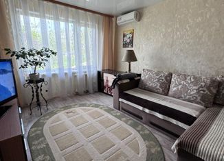 Продается двухкомнатная квартира, 40 м2, Приморский край, улица Маслакова, 16А