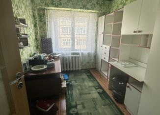 Продается 4-комнатная квартира, 58.2 м2, Тайшет, улица Свободы, 4