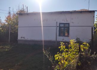 Продаю дом, 30 м2, село Нижняя Павловка, улица Гусева, 12