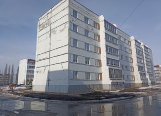 Продаю трехкомнатную квартиру, 57.7 м2, Агидель, улица Академика Курчатова, 17