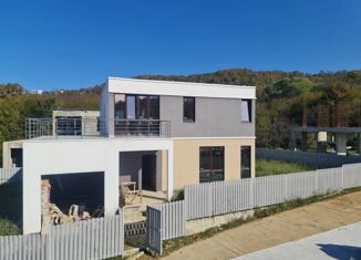 Продается дом, 170 м2, посёлок городского типа Дагомыс, Батумское шоссе, 61/7