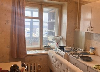 Однокомнатная квартира на продажу, 27.5 м2, Кирово-Чепецк, Молодёжная улица, 13