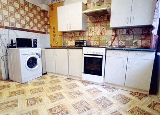 Продам 5-комнатную квартиру, 95 м2, Калужская область, улица Гагарина, 13к1