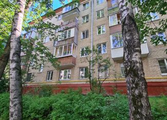 3-комнатная квартира на продажу, 56 м2, Москва, улица Ватутина, улица Ватутина