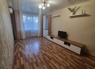 Продается 2-ком. квартира, 56.7 м2, Хабаровский край, улица Демьяна Бедного, 29