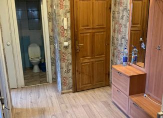 Продаю 3-комнатную квартиру, 50.1 м2, Смоленск, улица Твардовского, 20, Промышленный район