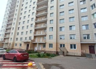 Продается двухкомнатная квартира, 72.8 м2, дачный посёлок Кокошкино, улица Ленина, 12