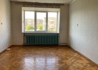 Продам 2-комнатную квартиру, 48.3 м2, Кудымкар, улица Максима Горького, 18