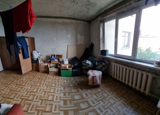 Продаю трехкомнатную квартиру, 74 м2, Алупка, Западная улица, 9