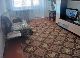 Продам 1-ком. квартиру, 33 м2, посёлок Адамовка, Школьная улица, 1