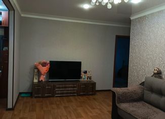 Продам 3-ком. квартиру, 58 м2, Курган, улица Карла Маркса, 135, Центральный район