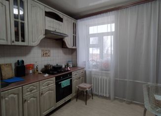 Продается 3-комнатная квартира, 54.3 м2, Новотроицк, улица Мичурина, 8А