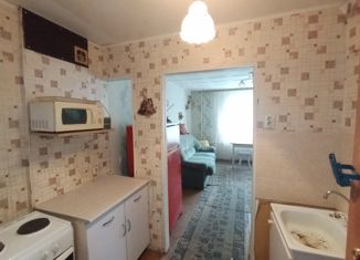 Продаю однокомнатную квартиру, 19 м2, Тольятти, улица Победы, 21, Центральный район