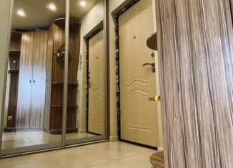 Продам 1-ком. квартиру, 38 м2, Москва, Перовское шоссе, 6, метро Нижегородская