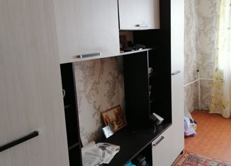 Трехкомнатная квартира в аренду, 62 м2, Крымск, Вишневая улица, 1