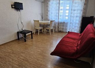 Продам 1-ком. квартиру, 37 м2, Ростов-на-Дону, улица Малиновского, 44