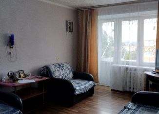 Продаю 1-ком. квартиру, 31 м2, поселок Троицкий, Молодежная улица, 11