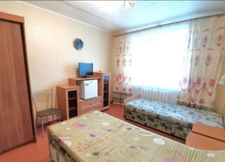 4-ком. квартира на продажу, 98.8 м2, рабочий посёлок Кадуй, улица Энтузиастов, 1