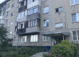 Продажа 2-ком. квартиры, 44 м2, Кемерово, улица Муромцева, 11