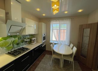 Продаю 3-комнатную квартиру, 76.6 м2, Биробиджан, улица 40 лет Победы, 4к1