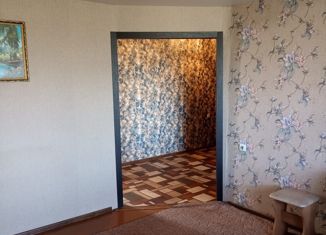 Продаю трехкомнатную квартиру, 57.7 м2, село Черемное, Первомайская улица, 46