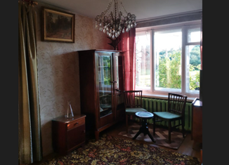 Сдам в аренду трехкомнатную квартиру, 55 м2, Петергоф, улица Жарновецкого, 2