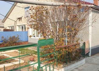 Продажа 3-ком. квартиры, 61 м2, село Воздвиженка, улица Бадыгина, 1Г