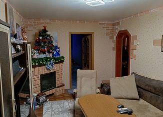 Продам 2-комнатную квартиру, 46 м2, Строитель, Промышленная улица, 38