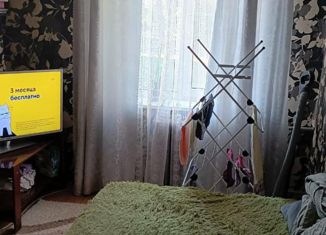 Продам 2-комнатную квартиру, 29.3 м2, Кировск, улица Победы, 1