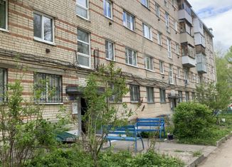 Продажа 2-комнатной квартиры, 41.8 м2, Нижегородская область, улица 40 лет Октября, 17