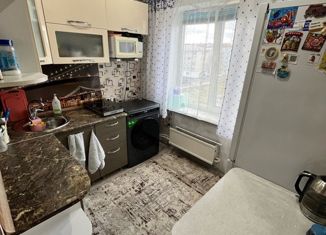 Продается 2-ком. квартира, 46 м2, Лесосибирск, 6-й квартал, 17