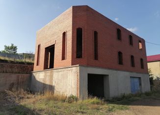 Продаю дом, 200 м2, Магнитогорск