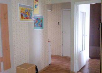 Продается трехкомнатная квартира, 62 м2, Курган, микрорайон 1А, 15