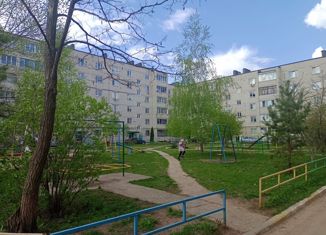1-комнатная квартира на продажу, 40 м2, посёлок Строитель, микрорайон Южный, 18