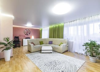 Продается четырехкомнатная квартира, 142.5 м2, Екатеринбург, улица Сурикова, 32, метро Чкаловская