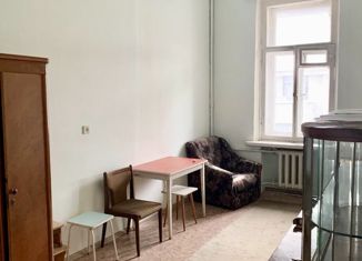 Продаю комнату, 175 м2, Санкт-Петербург, Греческий проспект, 12, Греческий проспект