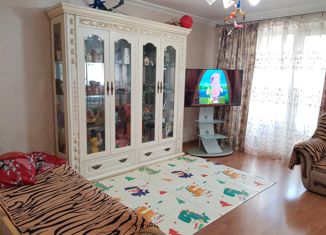 Продам четырехкомнатную квартиру, 72.6 м2, Уссурийск, Краснознамённая улица, 149