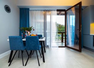 Продам трехкомнатную квартиру, 90 м2, село Эстосадок, Эстонская улица, 27