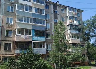 Продаю 3-ком. квартиру, 47.8 м2, Хабаровский край, улица Чкалова, 9